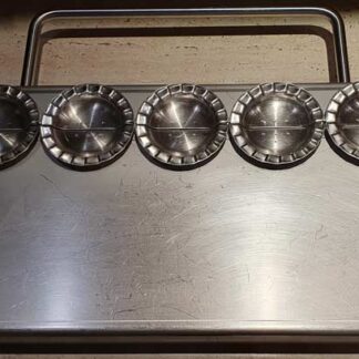 Maszynka do pierogów 5×83 mm używana – stal kwasoodporna z falbanką, widok z góry